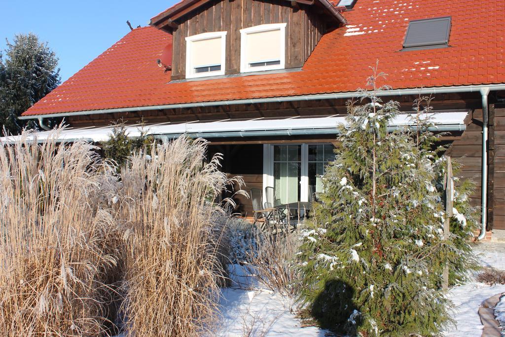 Spreewaldhaus Zum Schoberplatz Apartment Lubben Exterior photo
